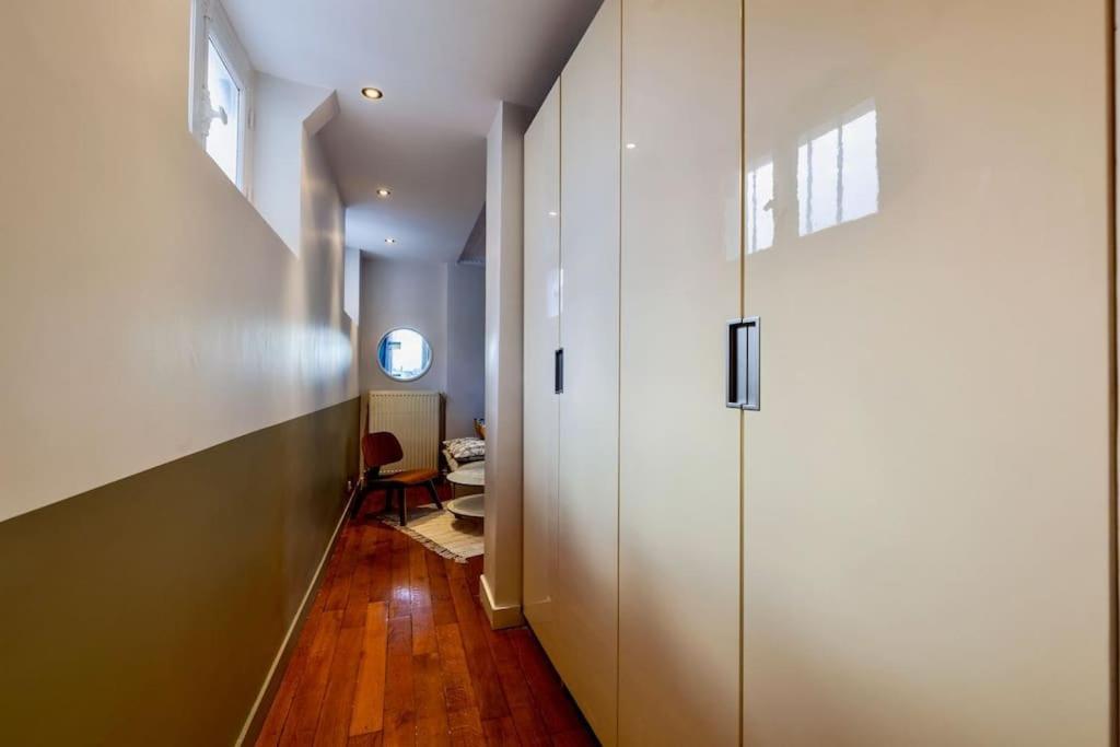 Charmant Appartement Au Coeur De Paris Exteriör bild