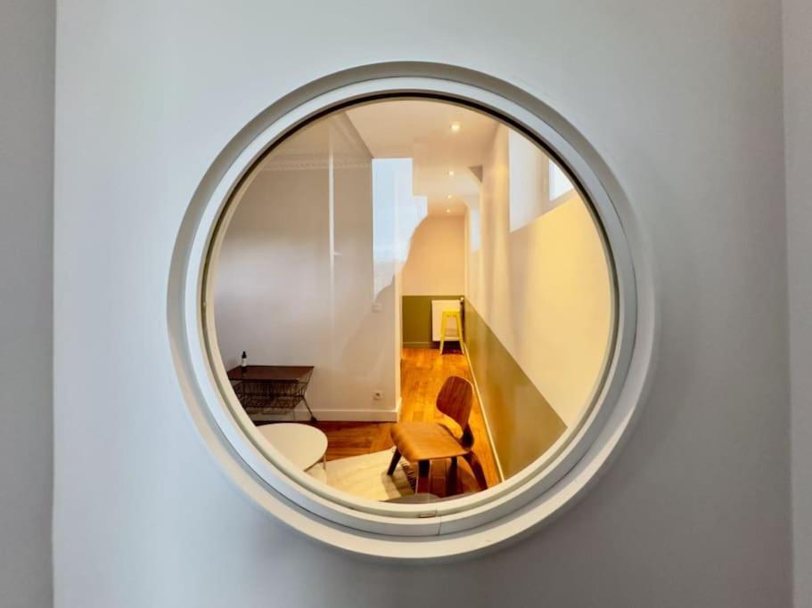 Charmant Appartement Au Coeur De Paris Exteriör bild