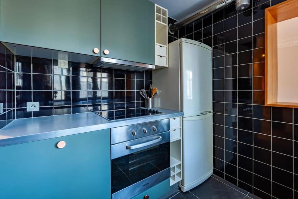Charmant Appartement Au Coeur De Paris Exteriör bild